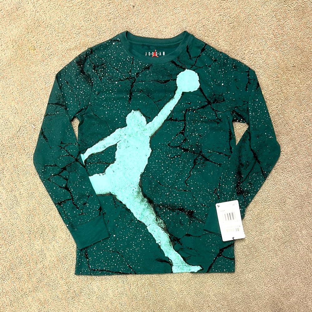Jordan Oxidized Green Long Sleeve Shirt Boys M 10/12 NWT Air Jordan Crackle